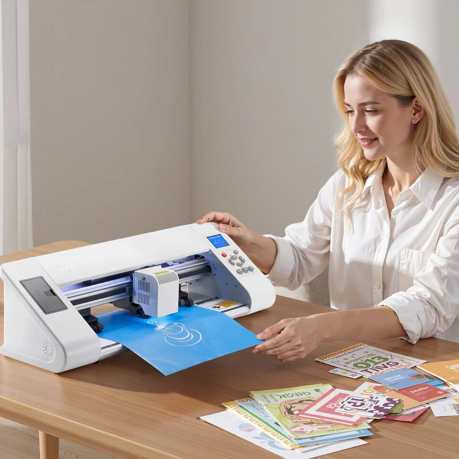 Rezací stroj na vinylový rezač s automatickou detekciou hrán, nastaviteľný