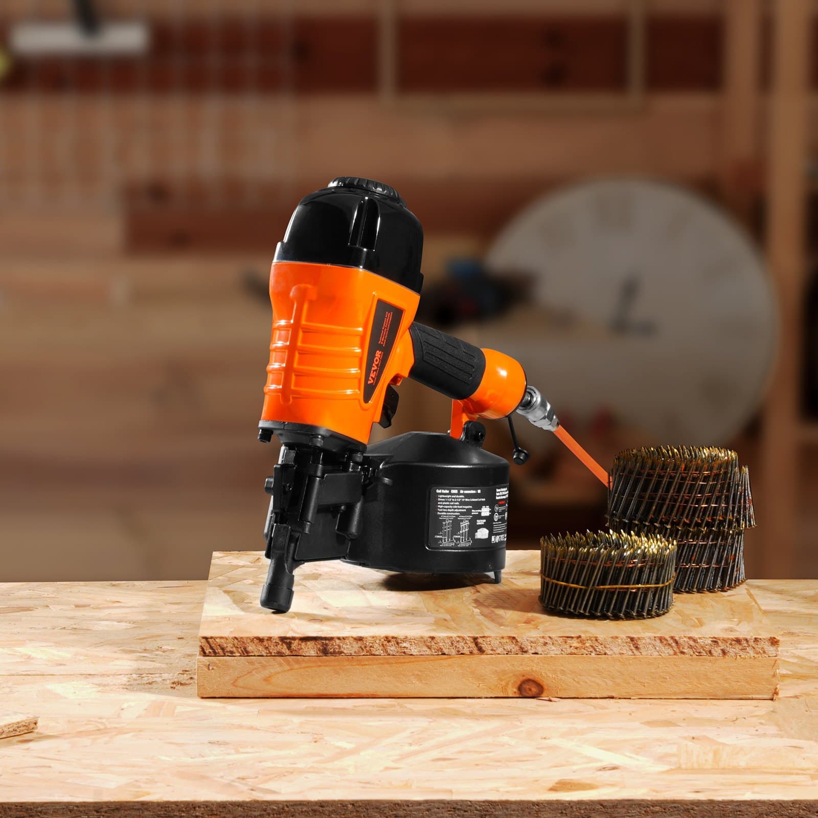 Pneumatická klincovačka CN65 na obklady cievok, 1-1/4" až 2-1/2", 15-stupňová klincovačka