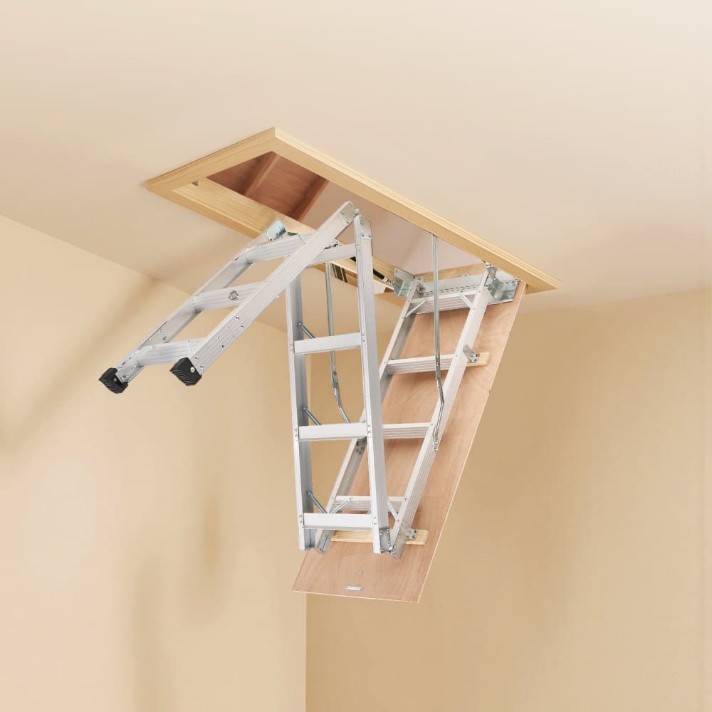 Povalové schody, nosnosť 170 kg, výškovo nastaviteľné od 3 do 3,13 m, viacúčelové skladacie hliníkové povalové schody, vhodné pre výšky stropu od 2,27 do 3,27 m pre pohodlný prístup.