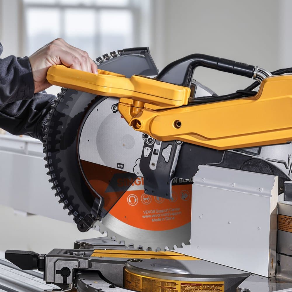 Pílový kotúč na okružnú pílu, priemer 355 mm, 66 ostrých zliatinových zubov, upínanie 25,4 mm, jemná úprava, kotúč na rezanie kovu pre okružnú pílu, s tepelnými vetracími otvormi tlmiacimi hluk, na rezanie ocele a hliníka