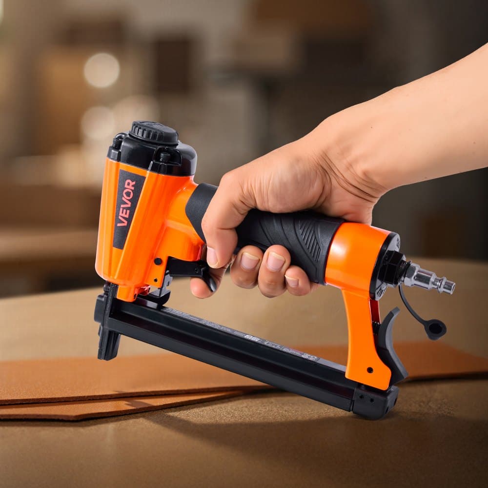 Pneumatická zošívačka, pneumatická zošívačka na čalúnenie T50 kalibru 20 pre korunkové sponky s dĺžkou 4 mm – 16 mm, pneumatická zošívačka s tlakom 70 – 110 PSI na prácu s drevom, čalúnenie, látky, remeslá a DIY projekty.