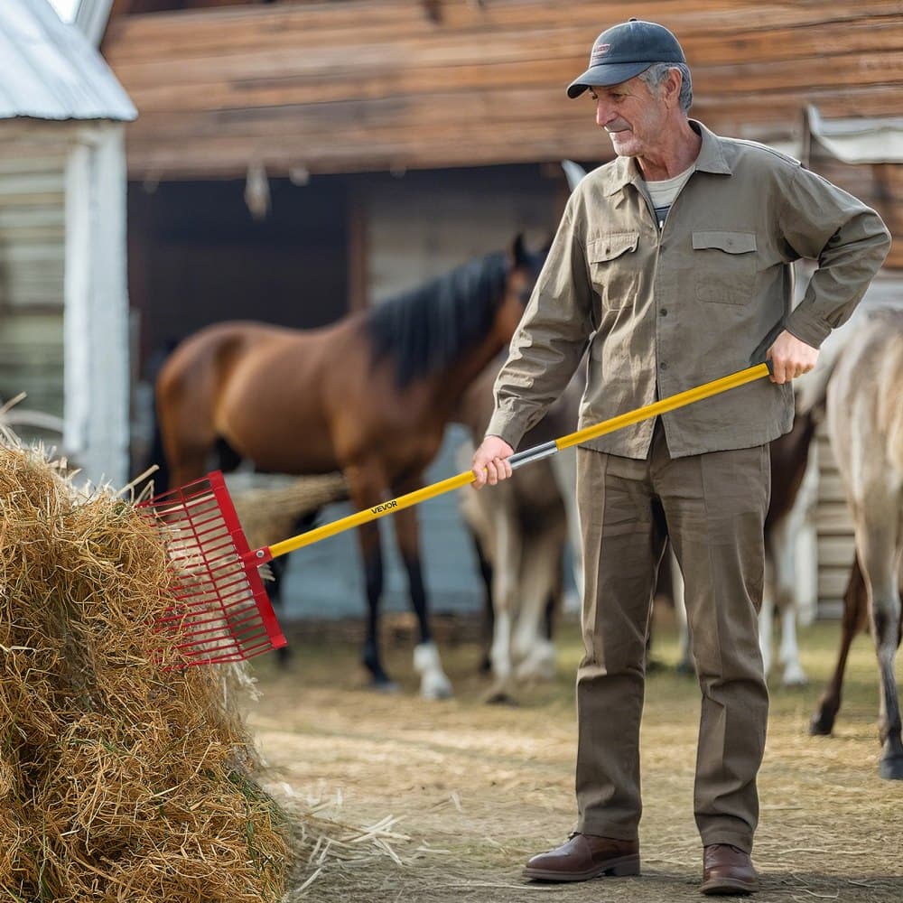 Vidly na hnoj, 18 uhlových hrotov, hrable na konský hnoj s dlhou rukoväťou zo sklenených vlákien, 61 palcov, odolné plastové vidly na hnoj, nástroj na záhradníčenie, konské boxy, stajne, čistenie sena, poľnohospodárske práce.